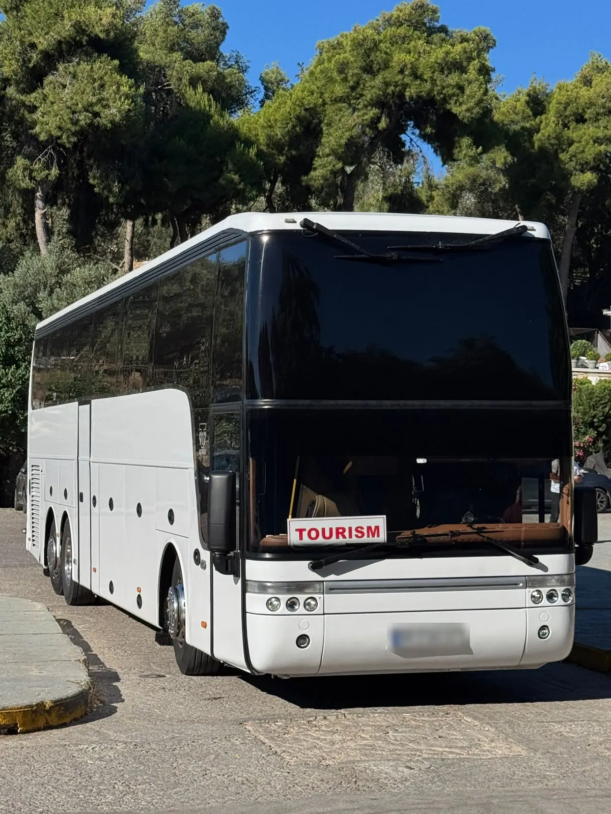 Туристичний автобус Van Hool T917 Altano