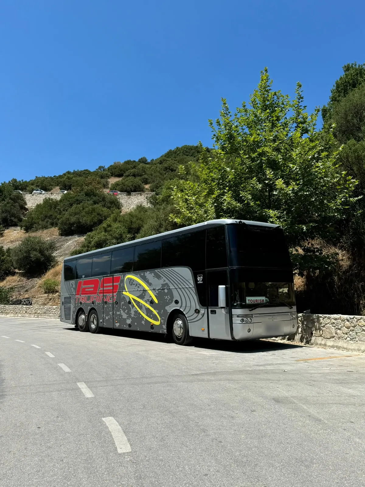 Туристичний автобус Van Hool T917 Altano