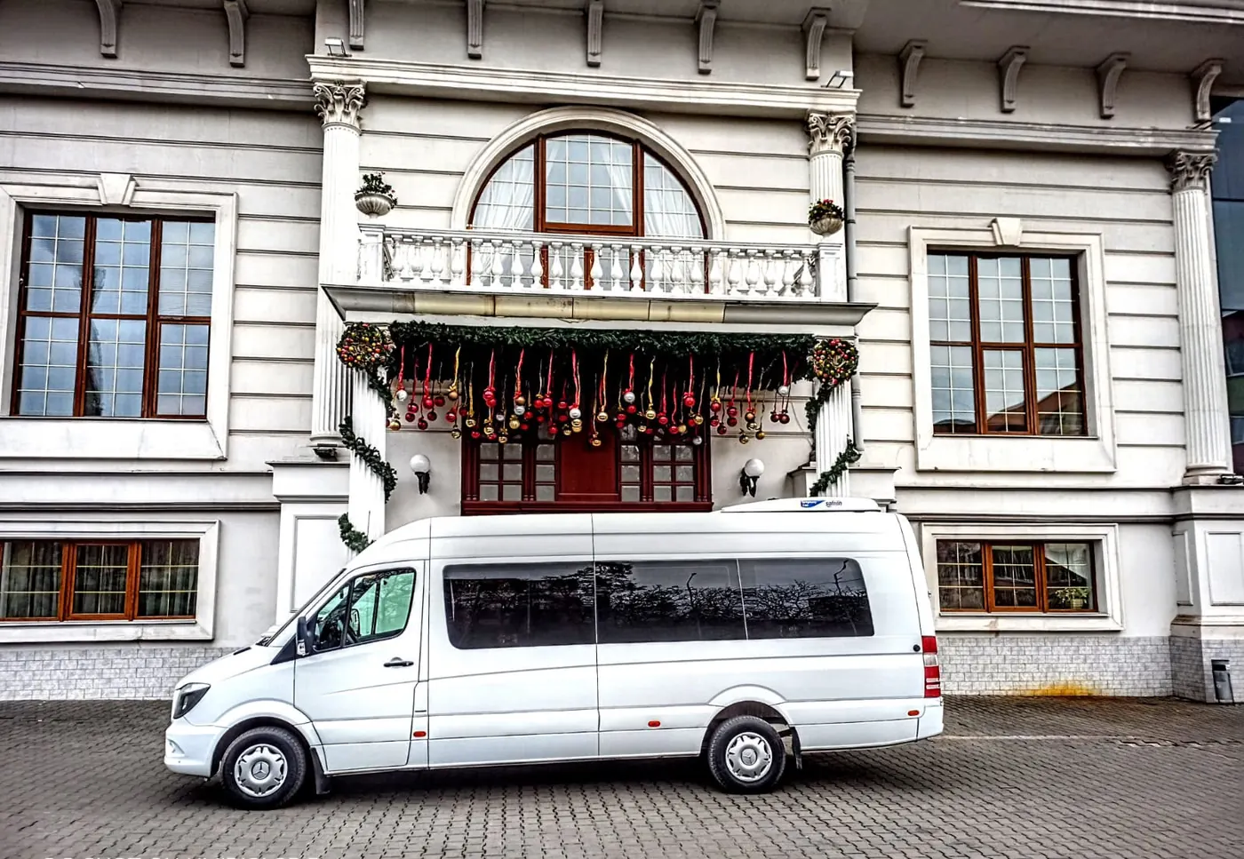 Мікроавтобус Mercedes-Benz Sprinter